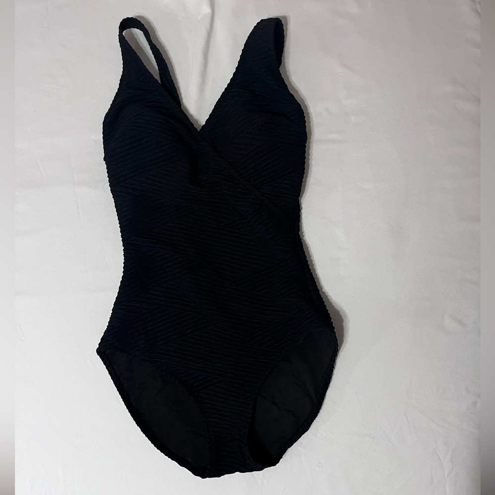 Gottex Textured Swimsuit One Piece NWT